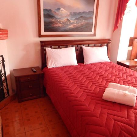 קיטו Hostal Imperial מראה חיצוני תמונה