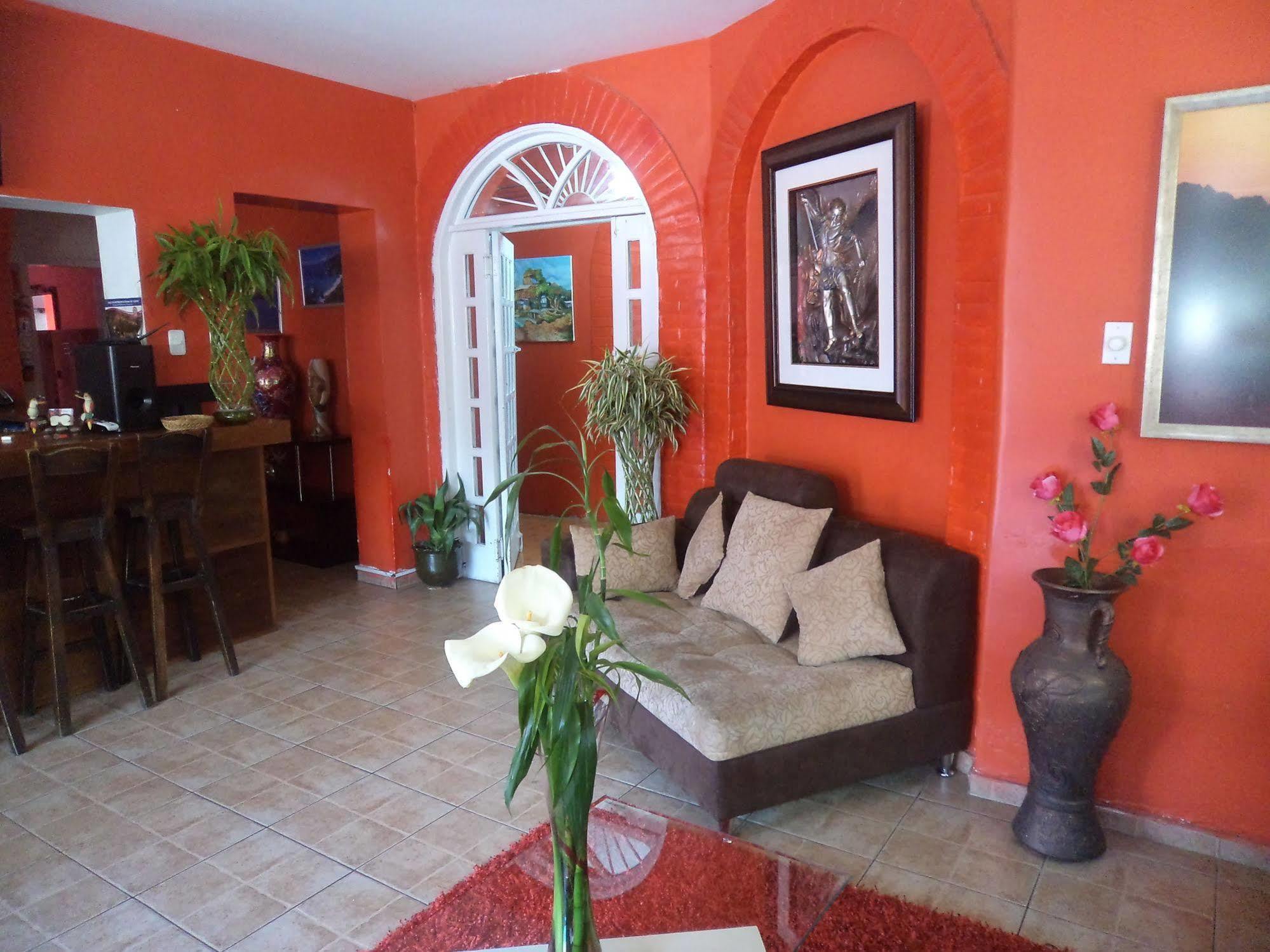 קיטו Hostal Imperial מראה חיצוני תמונה