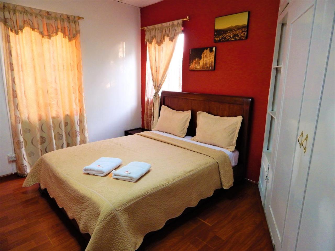 קיטו Hostal Imperial מראה חיצוני תמונה