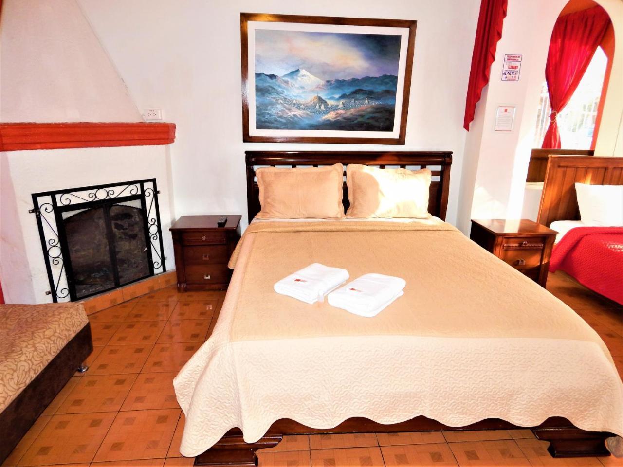קיטו Hostal Imperial מראה חיצוני תמונה