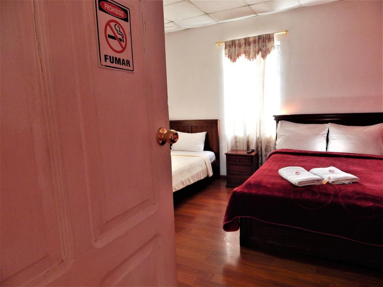 קיטו Hostal Imperial מראה חיצוני תמונה