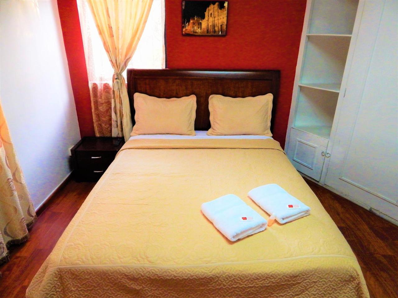 קיטו Hostal Imperial מראה חיצוני תמונה