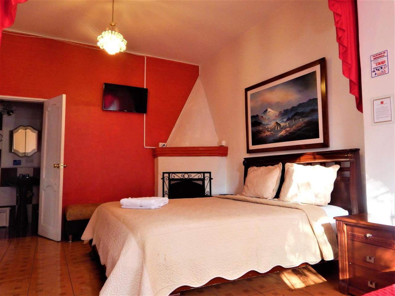 קיטו Hostal Imperial מראה חיצוני תמונה